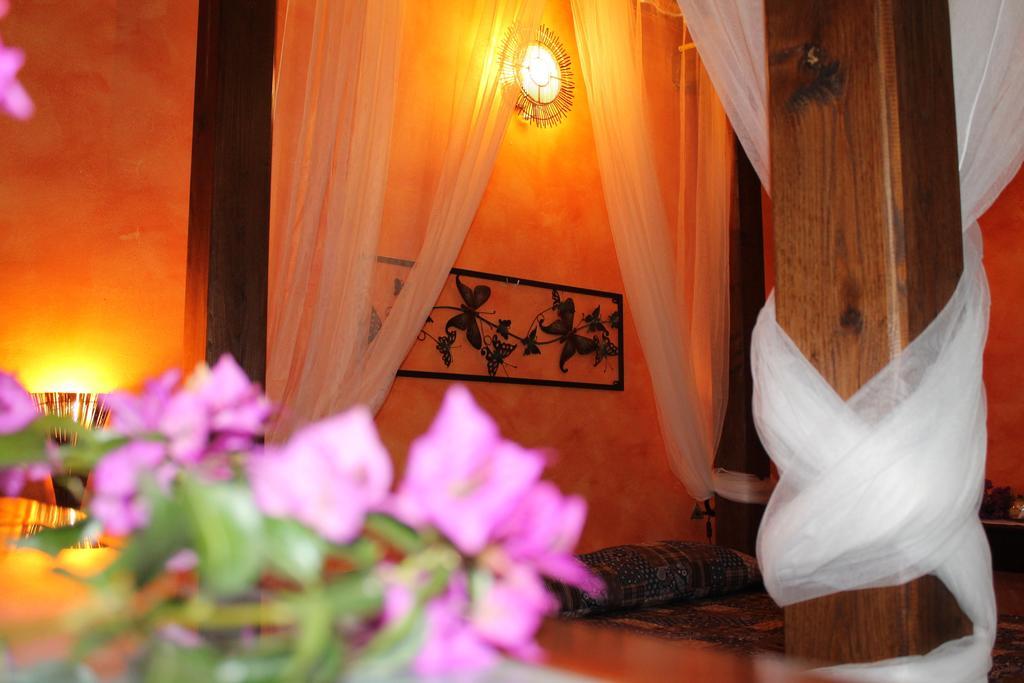 Casa Vacanze Borgo Borghese SantʼAlessio Siculo Szoba fotó
